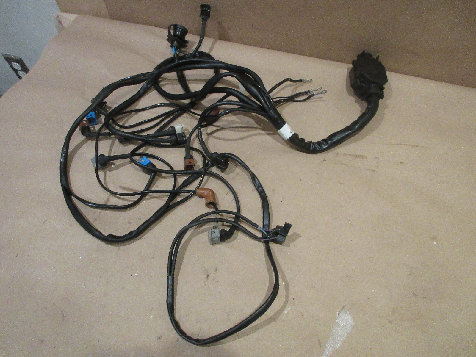 Ferrari 412 - Engine Cables New With Slight Damage P/N 127075