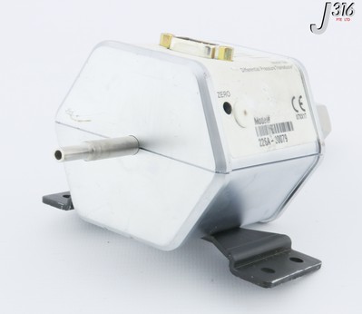 サンプル T328 MKS DIFFERENTIAL PRESSURE TRANSDUCER, MODEL 226, 50 TORR 226A