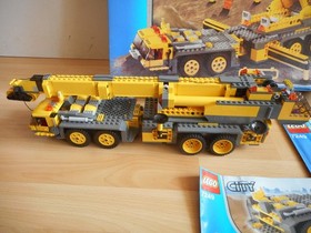 LEGO City Mobile Crane with Box (Lego No: 7249)