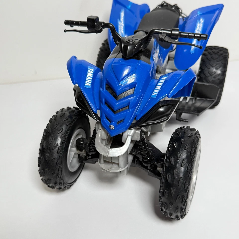 Yamaha Raptor 700R RC Quad Blue ATV WITH Remote Control Tested Working - Image 3 of 4