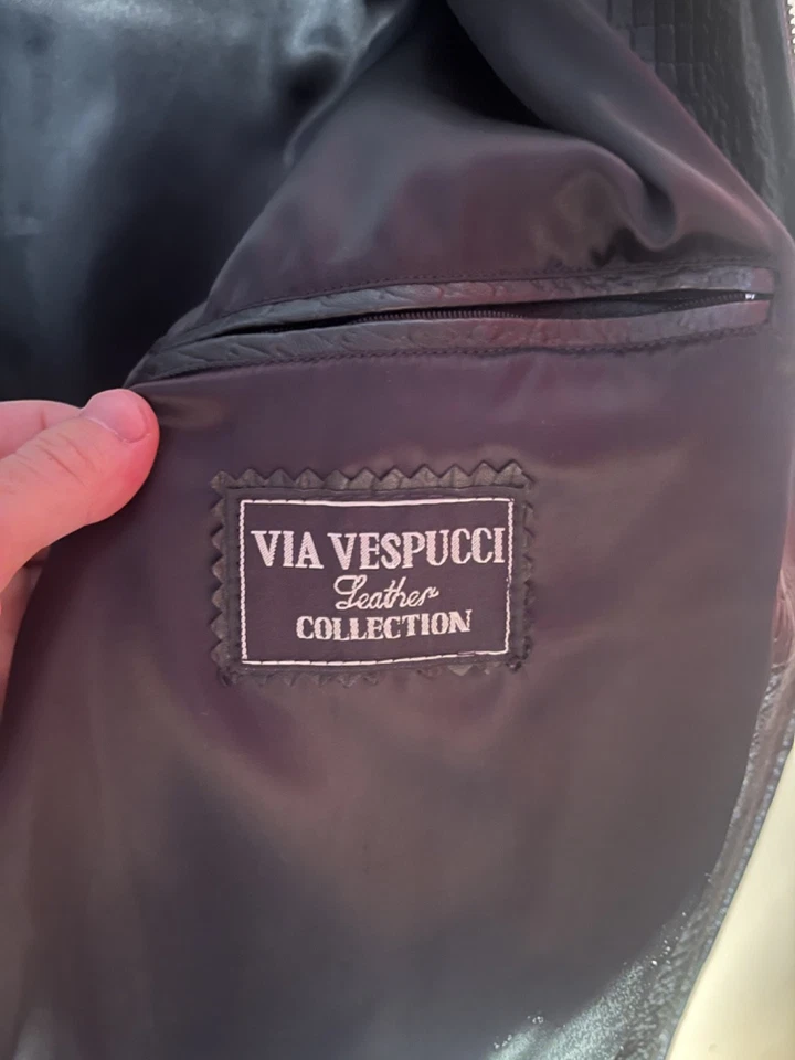 Винтажная кожаная куртка Via Vespucci мотоциклист с тиснением под крокодила размер XL - Изображение 4 из 4