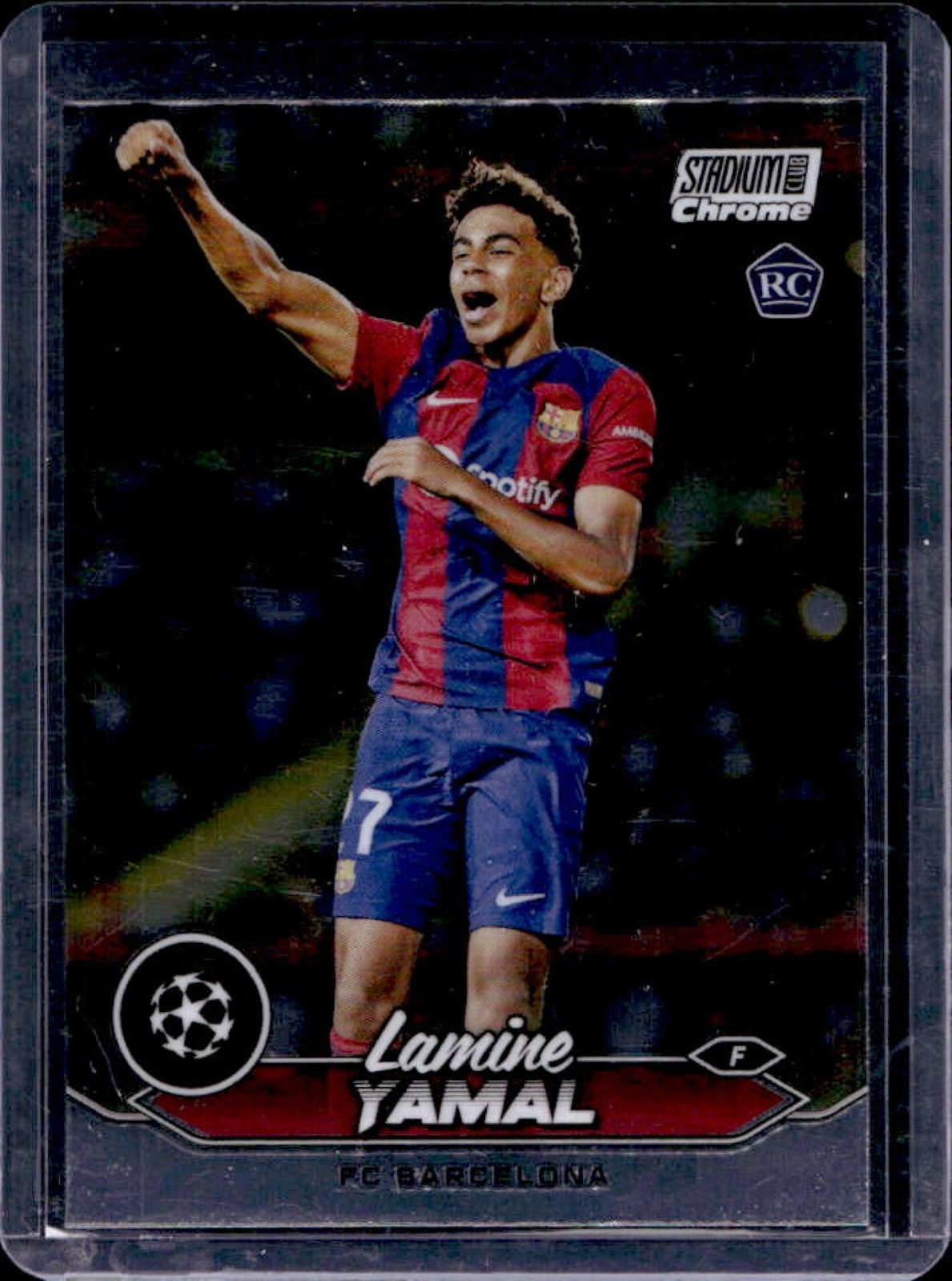 2023-24 Topps Stadium Club Chrome UEFA Lamine Yamal RC Rookie #27 Barcelona