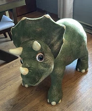Playskool & Hasbro: Kota My Triceratops 2007 Electronic Talking Dinosaur.