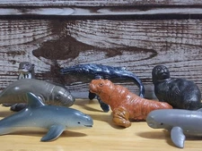 Yowie Marine Mammal Figures