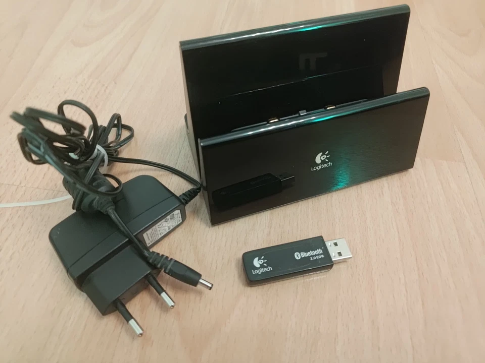 Logitech - diNovo Edge - Bluetooth QWERTZ - Image 4 of 4