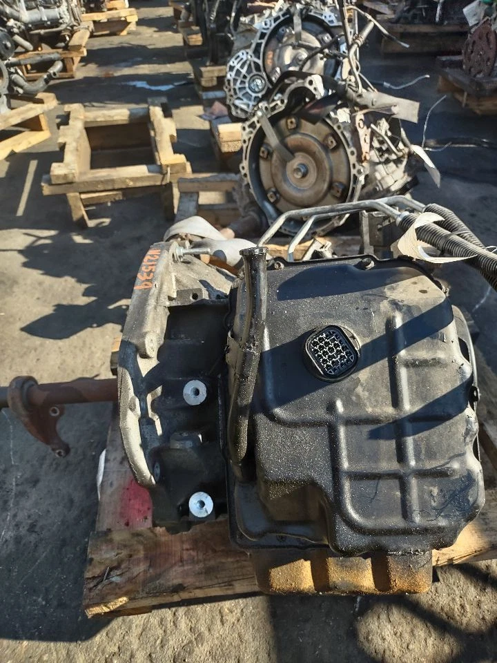 Used Automatic Transmission Assembly fits: 2012 Volkswagen Routan AT 6 speed Foto 4 de 4