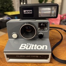 Polaroid "The Button" Instant Film Camera W/ Electronic Flash
