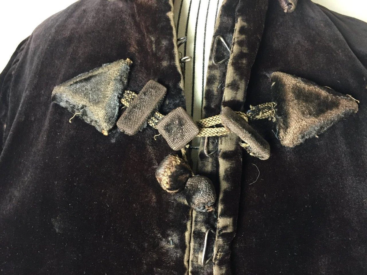 Antique 1890s Ladies Victorian Velvet Jacket Capelet Ornate Trim Buttons PomPoms