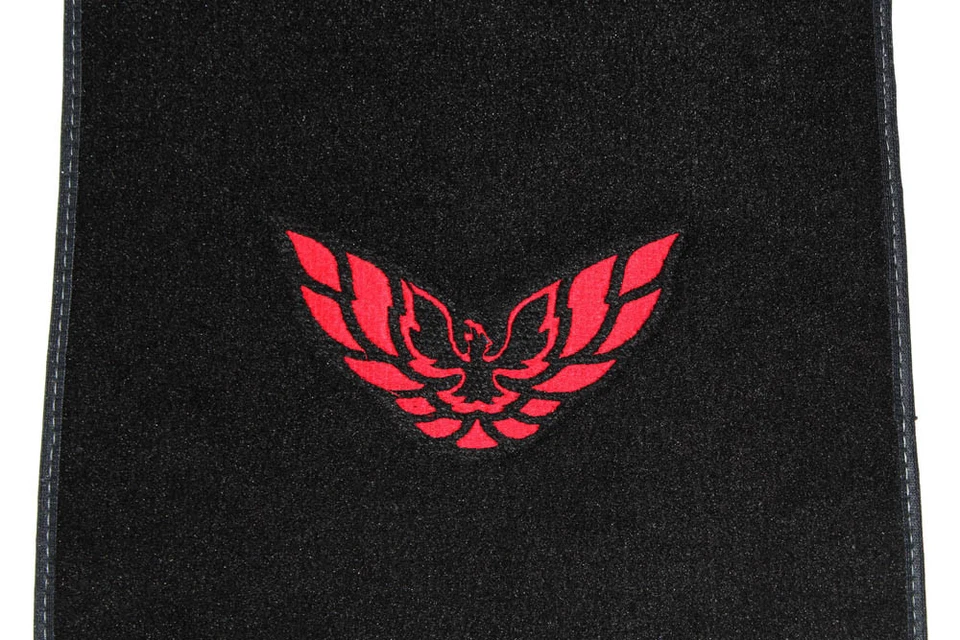 NOVO! Tapetes de assoalho tapete 1982-2002 PONTIAC FIREBIRD logotipo bordado VERMELHO conjunto de 4 - Imagem 4 de 4