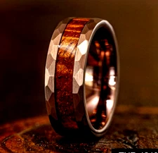 Men's 8MM Rose Gold Tungsten Carbide Hammered Wine Barrel Wood Inlay Ring