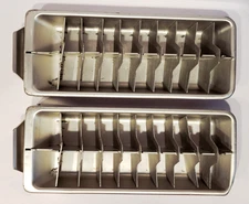 LOT OF 2 Vintage Frigidaire Quickube Ice Cube Tray Aluminum Metal 20 Cubes Each