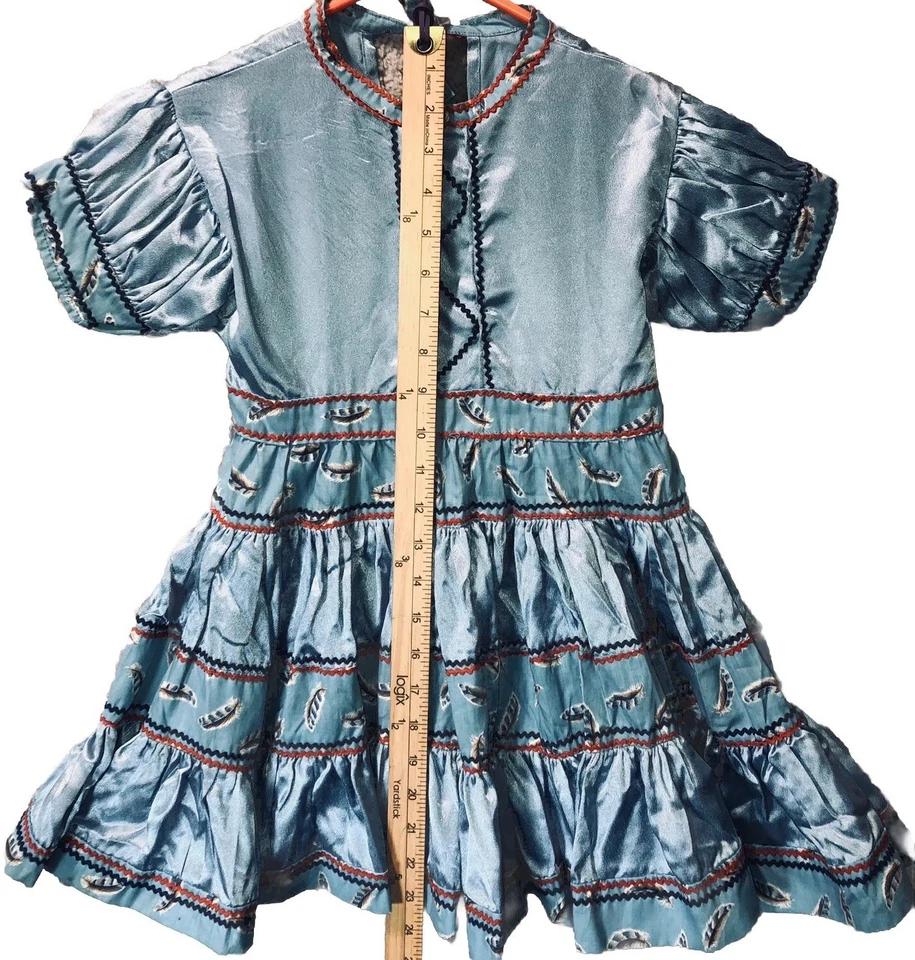 Vestido Seminole Nativo Americano Patchwork Niña De Colección Hecho a Mano Colorido Foto 2 de 4