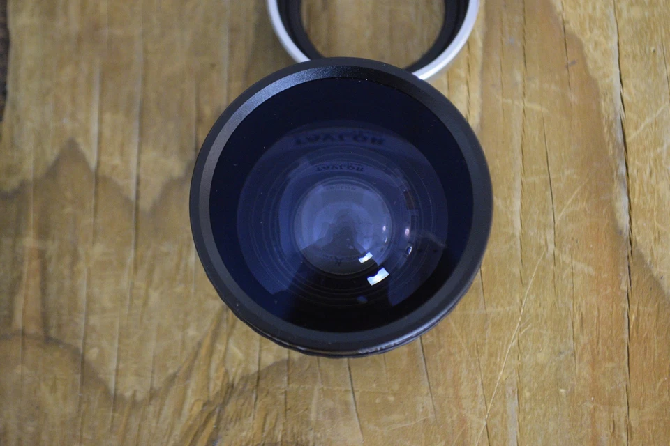 Sony VCL-0637H Wide Conversion Lens 0.6x High Quality Camcorder Accessory - Image 3 of 4