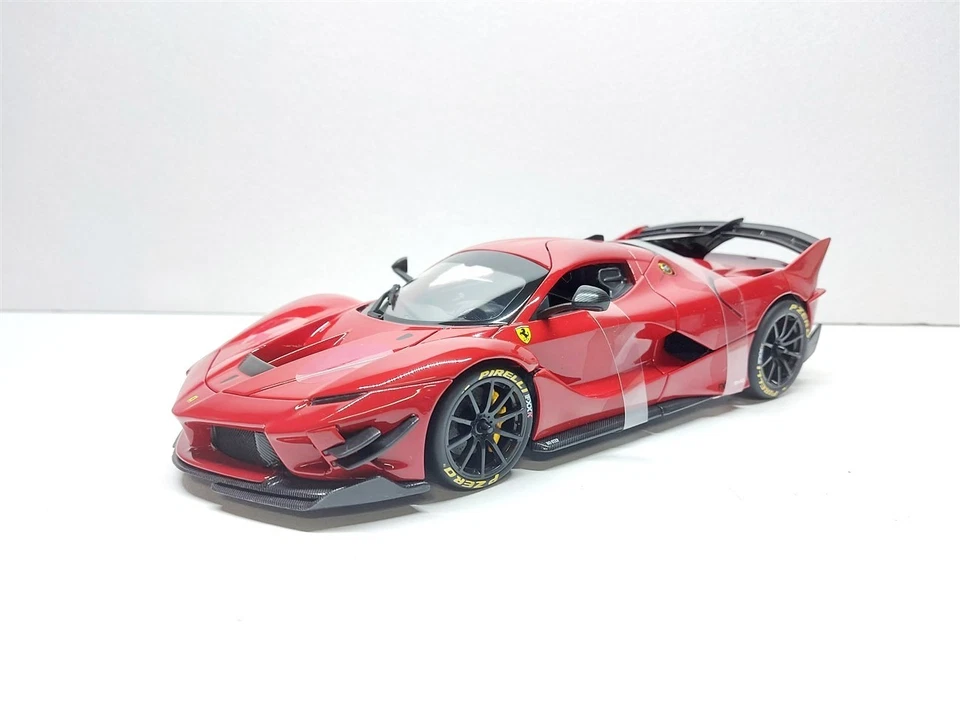 Ferrari Fxx-K Evo Hybrid 6.3 V12 1050 Hp Rosso Rubino del 2018 - 1/18 Burago - Immagine 3 di 4