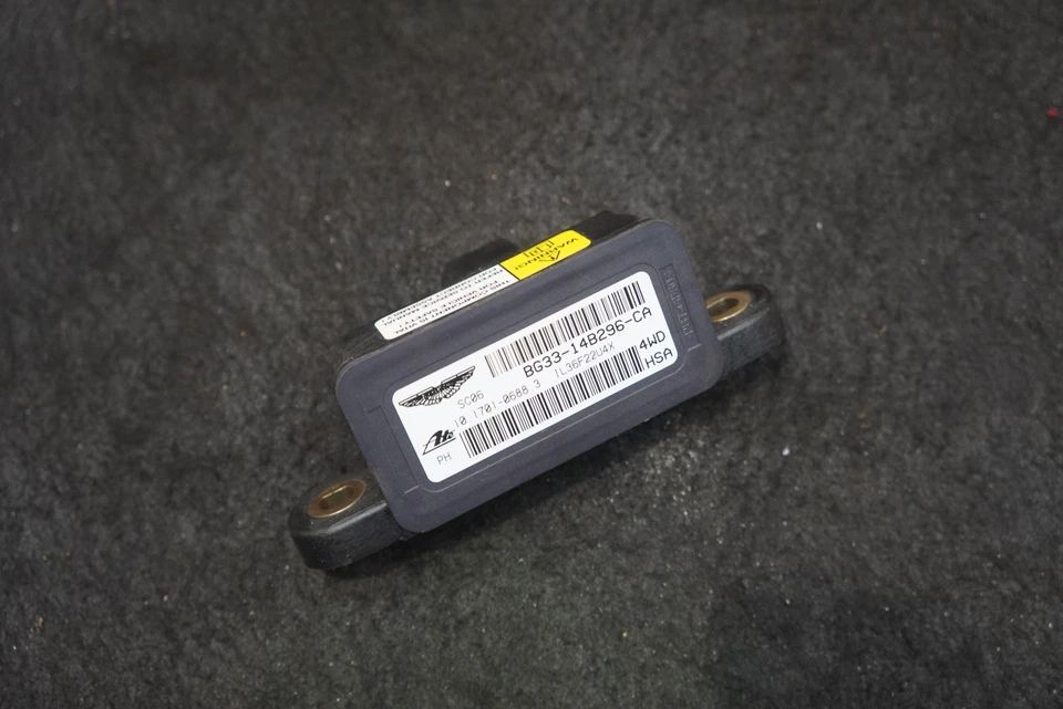 Módulo de control del sensor de velocidad de guiñada BG33-14B296-CA OEM Aston Martin V12 Vantage 2017 Foto 2 de 3