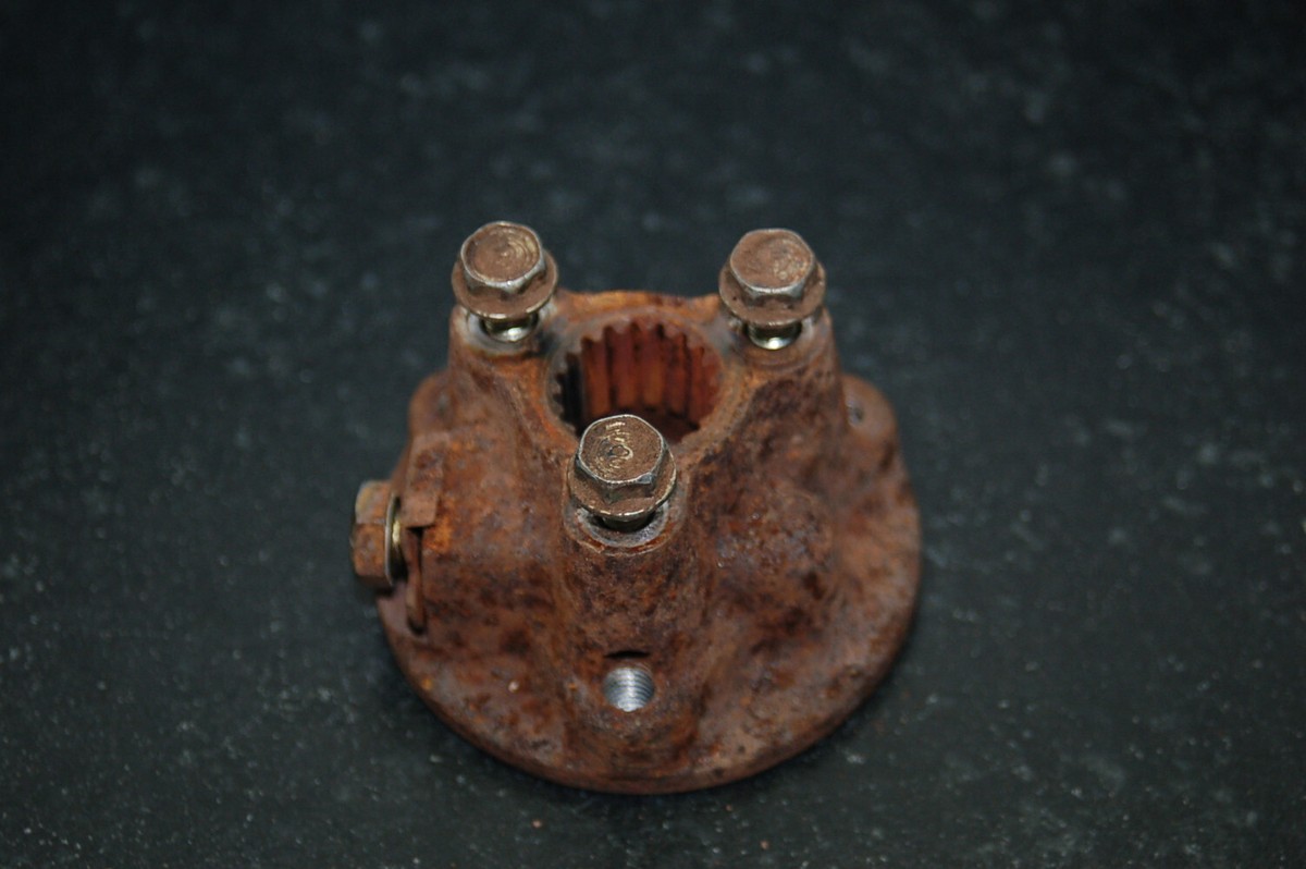 Honda 4514 Transmission Companion Flange 40221-758-000 for sale