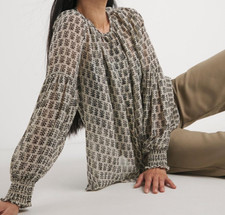 JD WILLIAMS LADIES IVORY PRINT COLLARLESS GEORGETTE BLOUSE NEW (ref 180) SALE