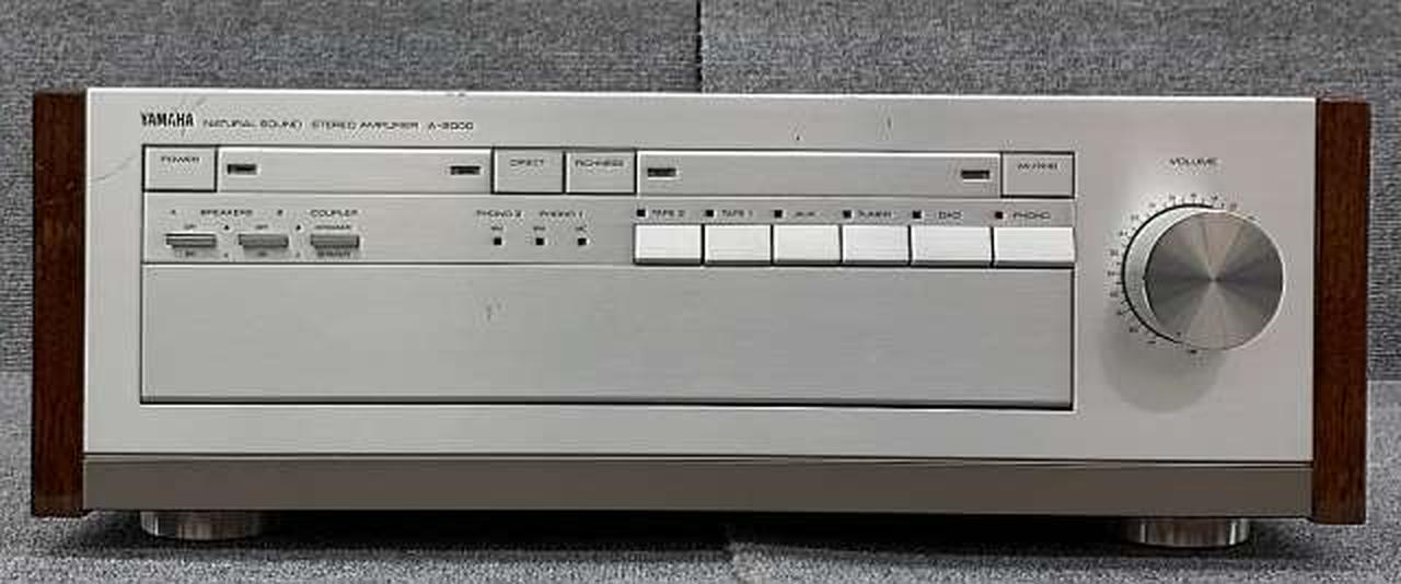YAMAHA A-2000 Transistor Integrated Amplifier Maintained for Optimal Performance