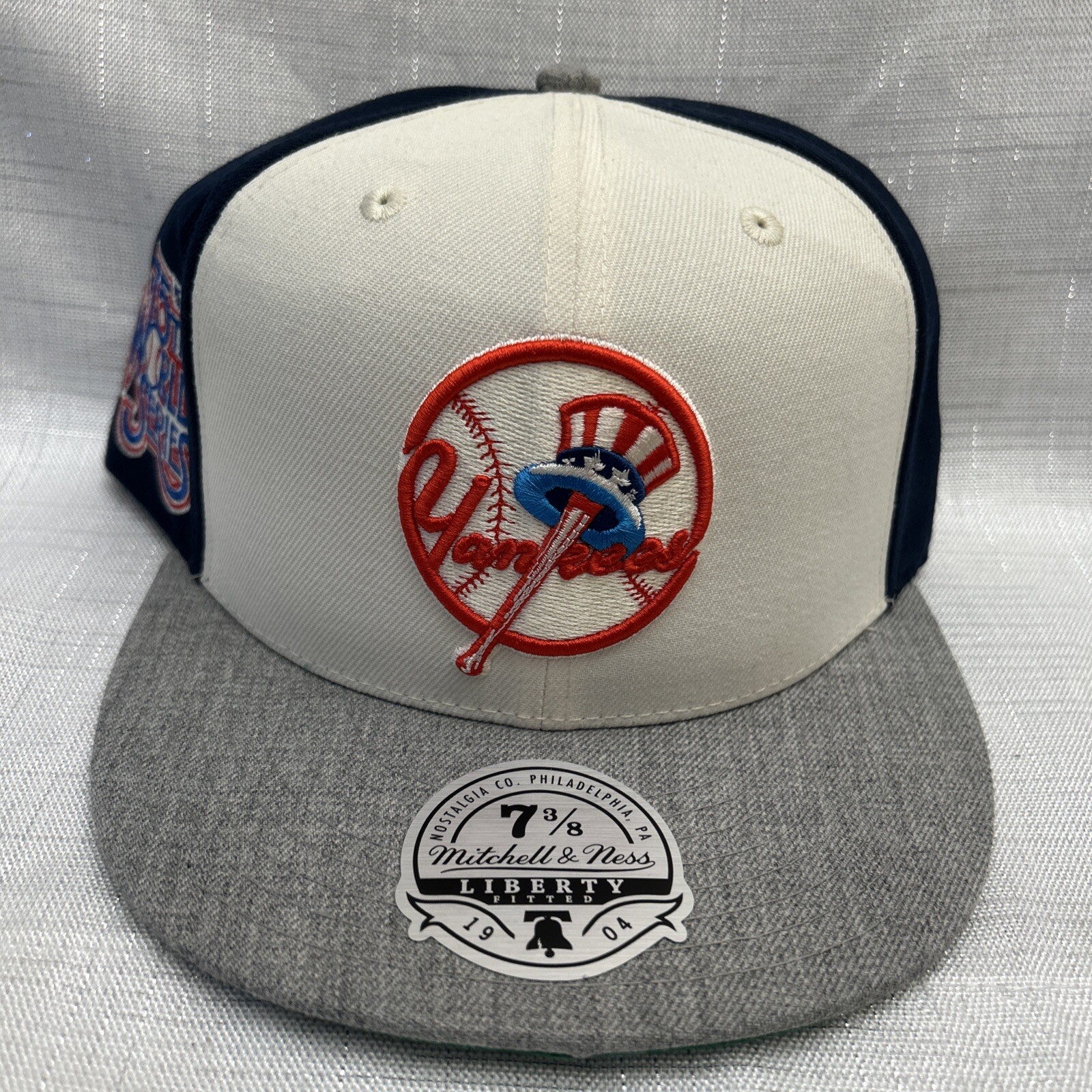 Mitchell & Ness MLB New York Yankees Logo Blue Cooperstown Fitted Hat 7 3/8 New