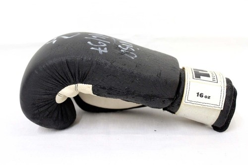 Alexis Arguello & Aaron Pryor handsignierte schwarze TKO Boxhandschuhe datiert 6.11.97 - Bild 7 von 11