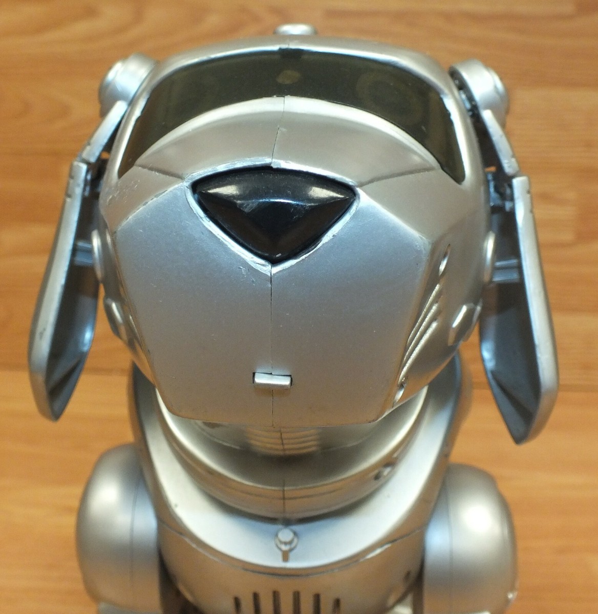 FOR PARTS* Tekno Manly Toy Quest Silver Tone Interactive Robot