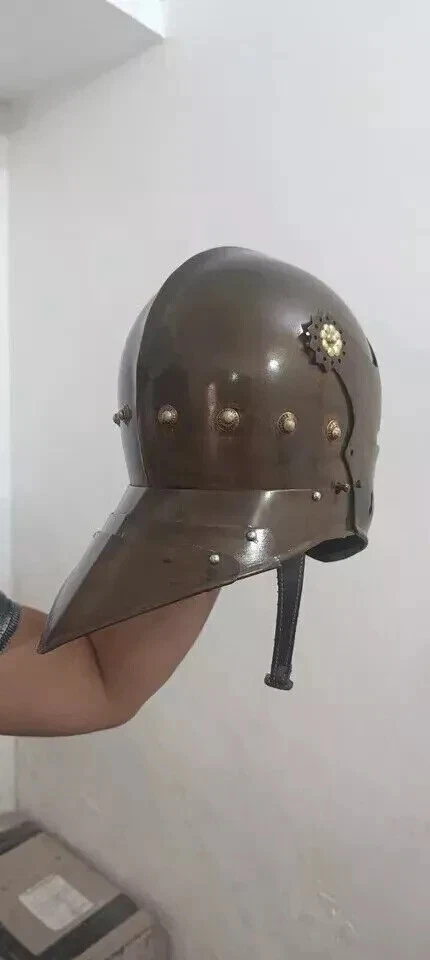 Mittelalterlicher deutscher Schallerhelm aus Stahl, funktionsfähig, alter Rost, - Bild 4 von 4