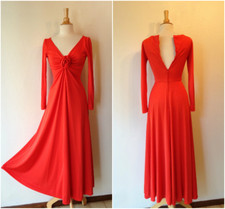 SALE SALE VTG 70s Estevez Eva Gabor Look gown rose center bust lined Bust 32"