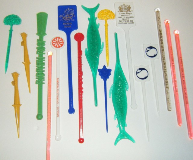 Lot 18 Vintage Swizzle Stir Sticks Picks Pacific Northwest Space Needle