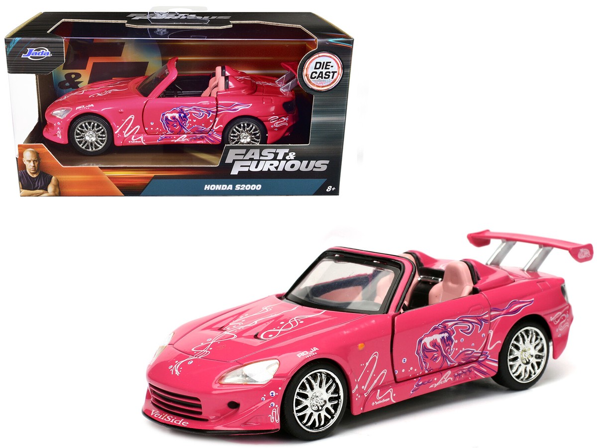 Suki's Honda S2000 Convertible Pink with Graphics 