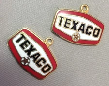 2 TEXACO Gas & Oil Advertising Premium CHARMS Vintage Original 