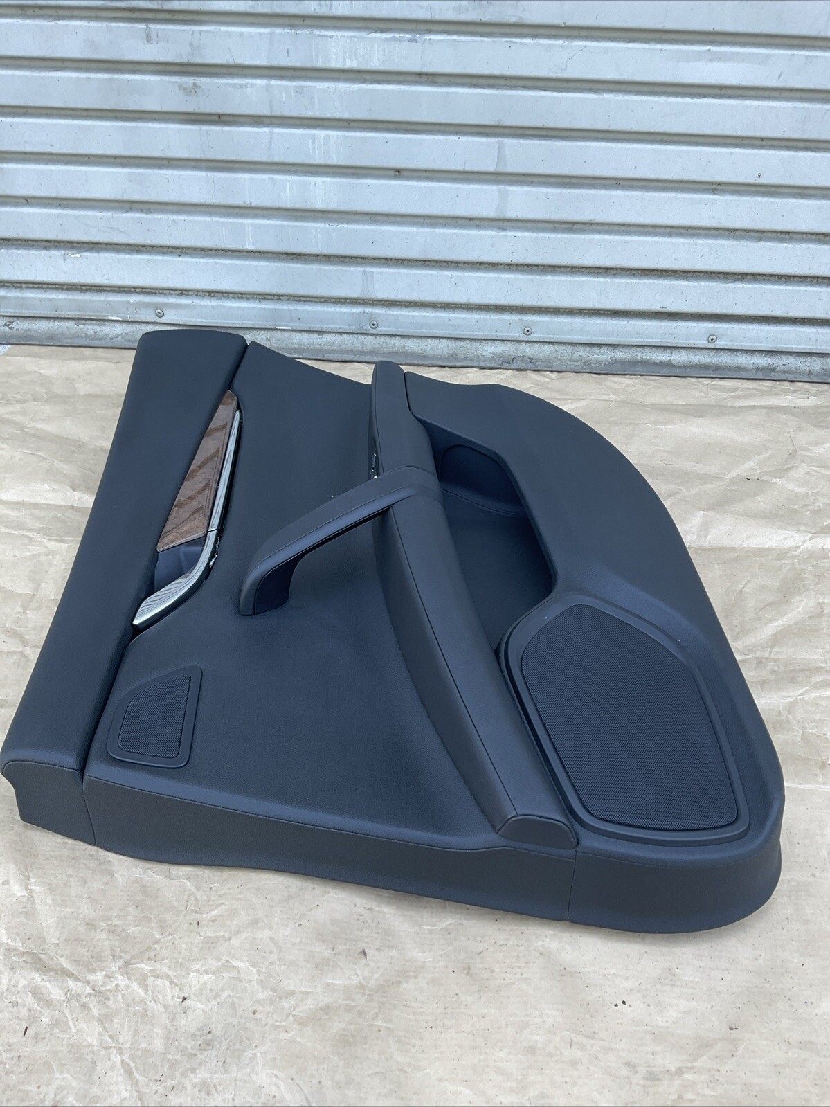 14-21 Maserati Quattroporte Rear Right Interior Door  Panel Leather Oem