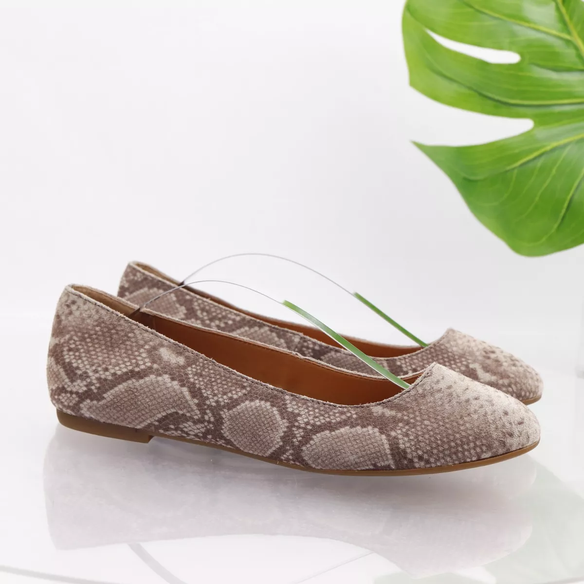 Born adour outlet ballet flats
