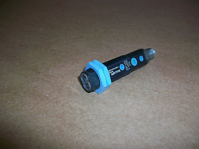 Balluff Photoelectric Sensor BLE S50PL5F01-NN     10-30VDC   