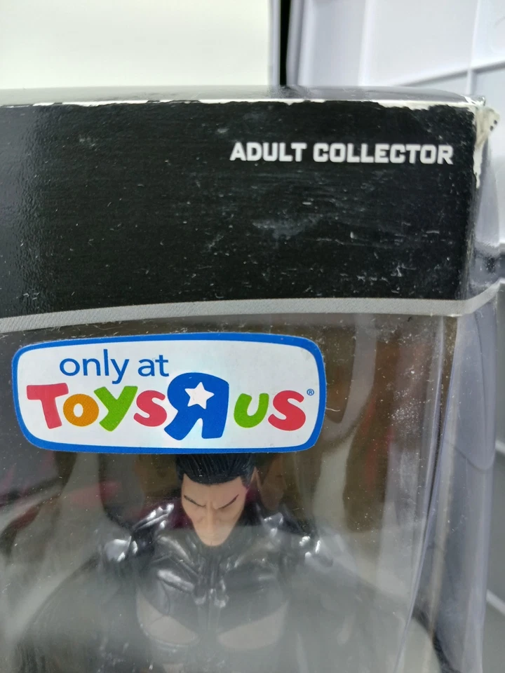 The Dark Knight Trilogy Movie Masters Premium Box Set 3 figuras de acción Toys R Us Foto 4 de 4