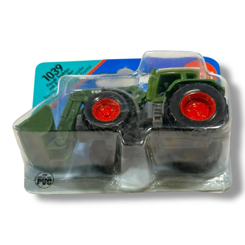 Siku 1039 Fendt Tractor with Front Loader 1:64 New In Open Package Cargo Loader - Image 3 of 4