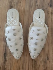 BIRDIES White Dove Crystal Flower Mules Sz 8.5 Excellent