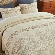 Floral Embroidered Quilt Set Queen Size 3 Piece Bedding Set Reversible Farmho...