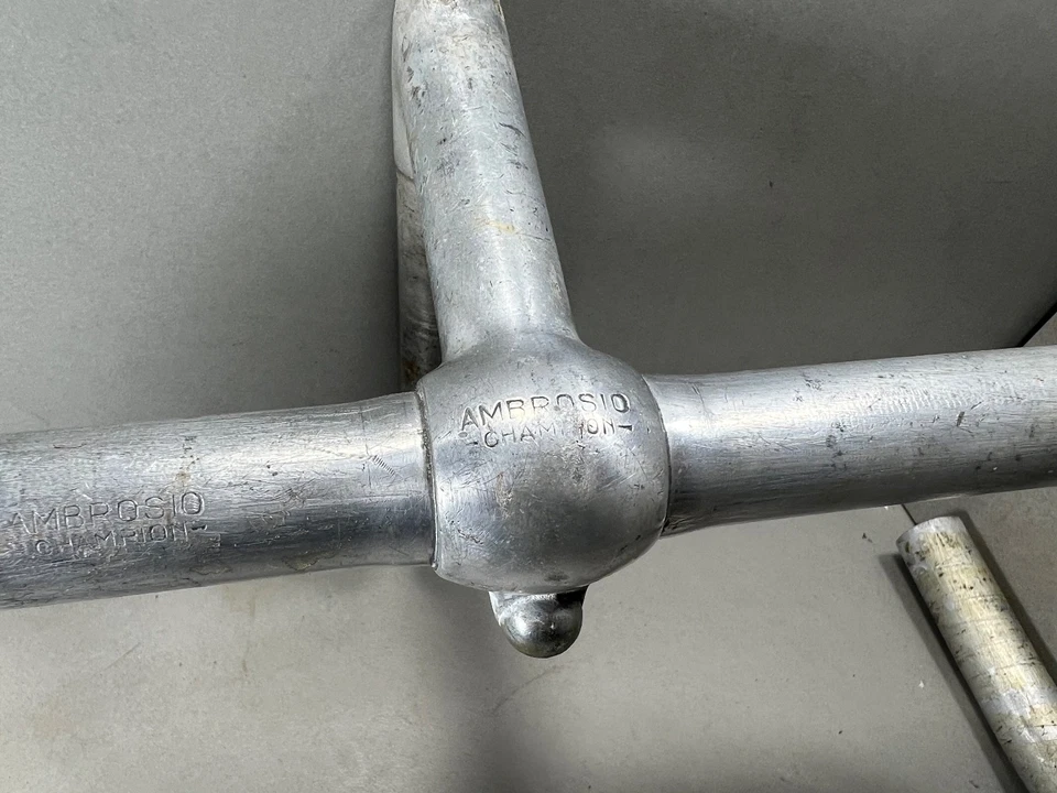 AMBROSIO CHAMPION Manubrio e pipa alluminio Bianchi Campione Del Mondo Legnano - Immagine 2 di 4