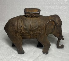 Banc éléphant en fonte
