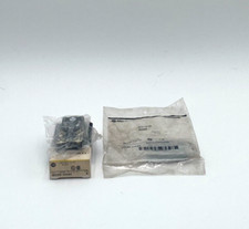 Allen-Bradley 800M-XA4K Contact Block - Lot of 2