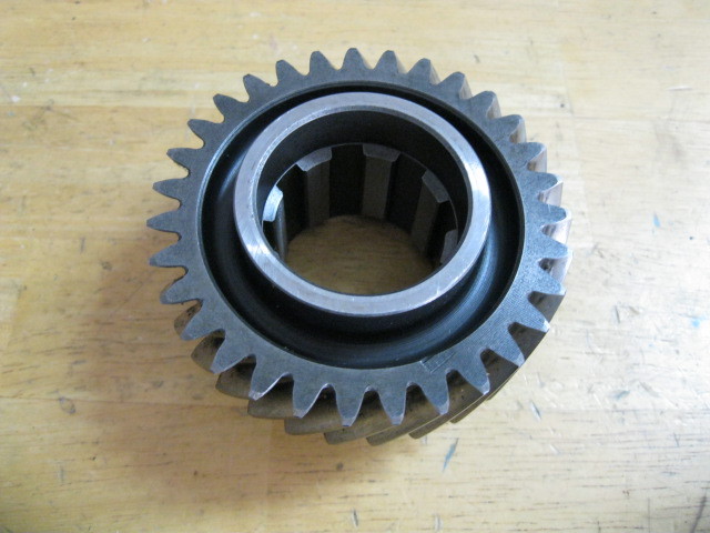 Ferrari 355 Pinion for 6th Gear, part # 155651