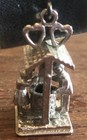 Vintage Wells Sterling Silver Couple At Wishing Well Charm Man Woman Hearts — photo 7