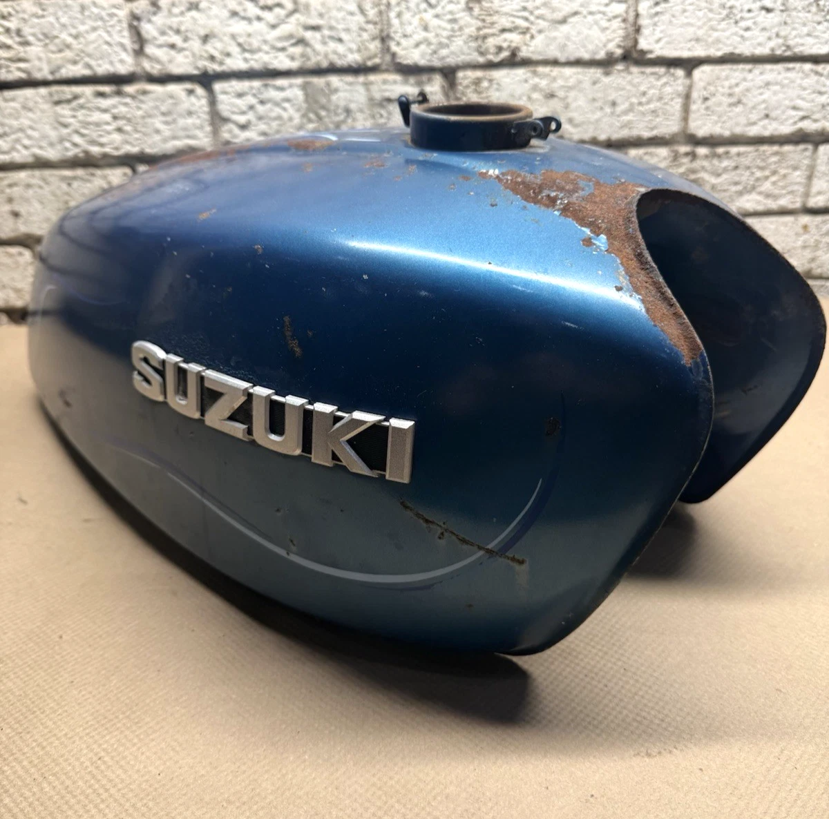 Gas Tanks for Suzuki GT380 for sale | eBay