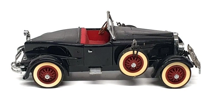 Danbury Mint 1/24 Scale 12425G - 1927 Stutz Black Hawk - Black - Image 3 of 4