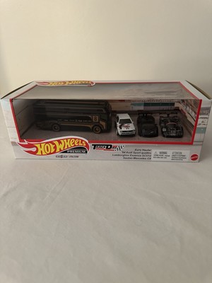 Hot Wheels Premium Track Day Collector Display Set  Audi/Lamborghini/Sauber-Merc