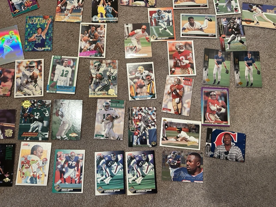 Lote de 150 tarjetas deportivas mixtas de la década de 1990 de béisbol, baloncesto con estrellas Foto 3 de 4