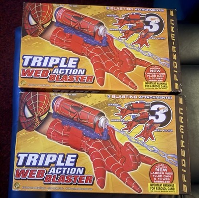 2 2004 Toy Biz Spider-Man 2 Triple Action Web Blaster With Ammo