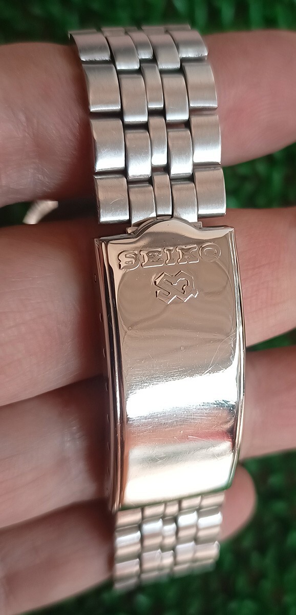 RARE VINTAGE SEIKO SILVER WAVE Z 7123-8070 QUARTZ DIVER