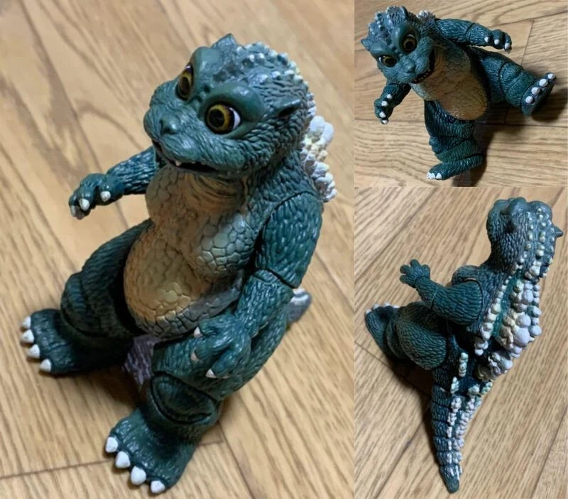 S.H.MonsterArts Figure Little Godzilla Sspecial color Rare Retro Used No Box