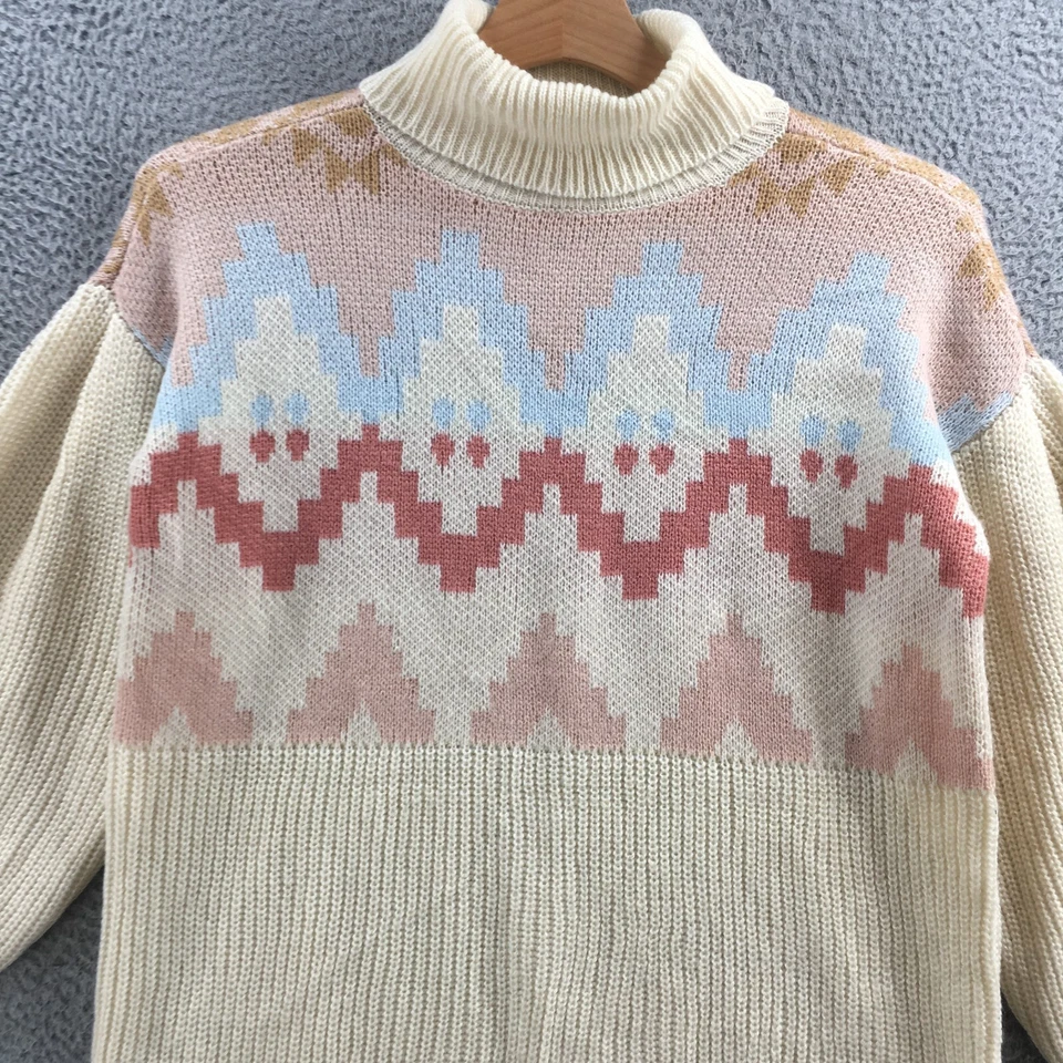 Suéter So Tejido Para Mujer M Cuello Tortuga Beige Mangas Largas Pullover Informal NUEVO Foto 2 de 4
